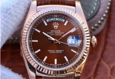 時隔多年，重磅回歸！細數格林尼治型II黃金鋼款升級