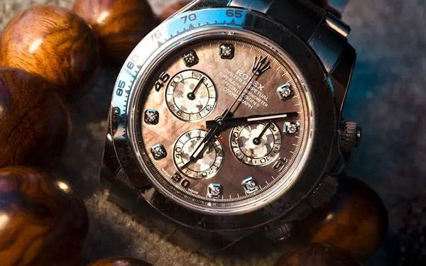 勞力士手表表蒙有劃痕處理方法深度解析(圖) 勞力士手表表蒙有劃痕處理方法深度解析(圖)