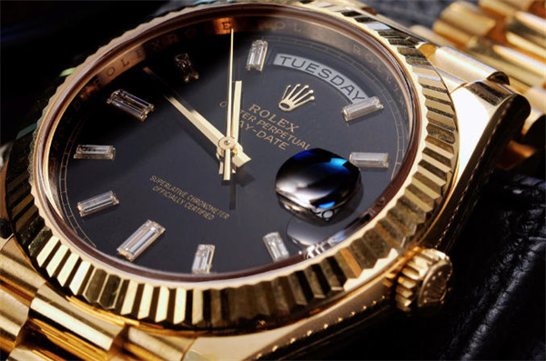 勞力士手表表帶出現劃痕（圖）